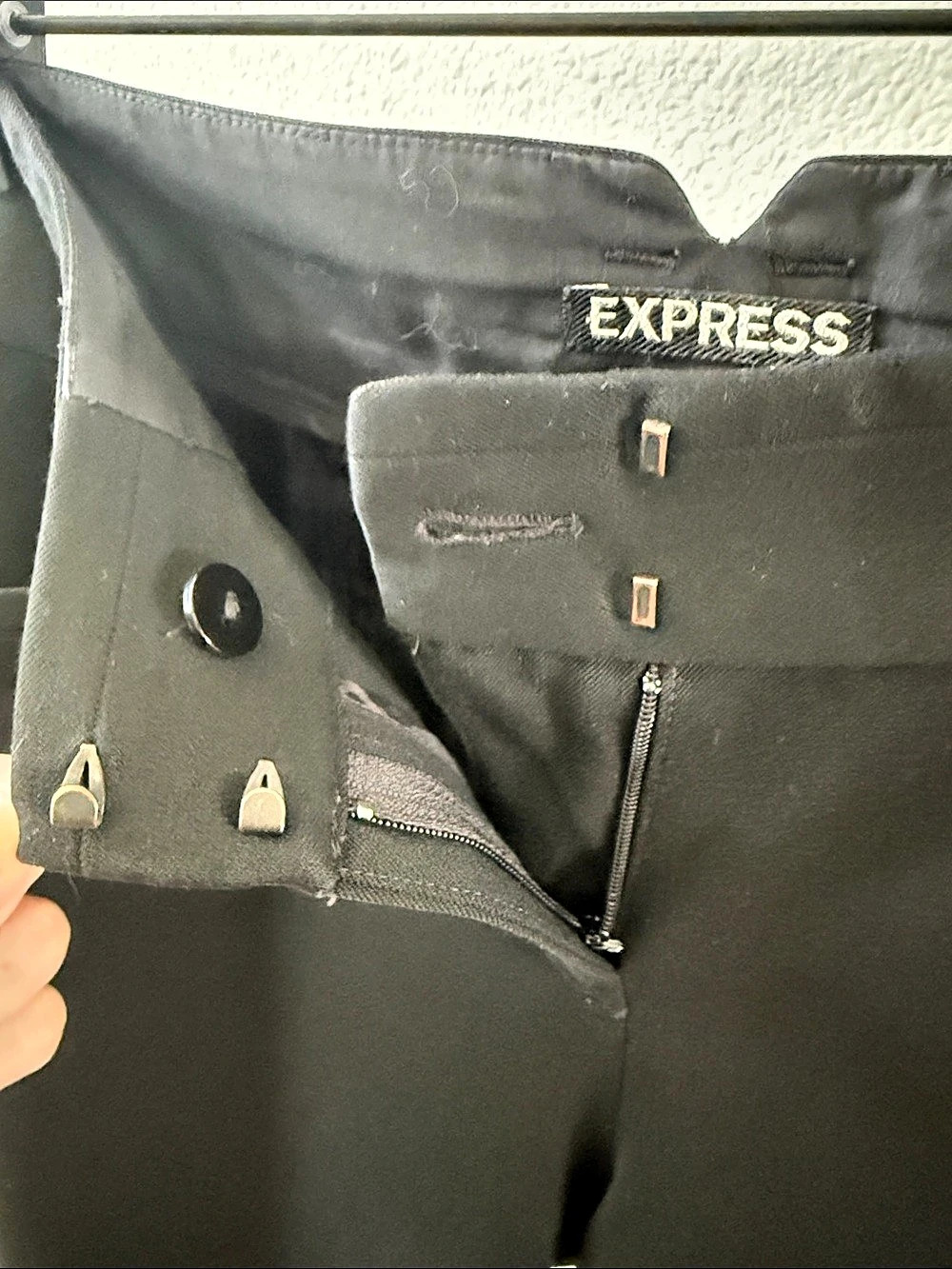 Express Columnist Black Suit Set - Picture 8 of 14